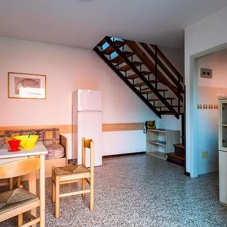Michelangelo In Apartment