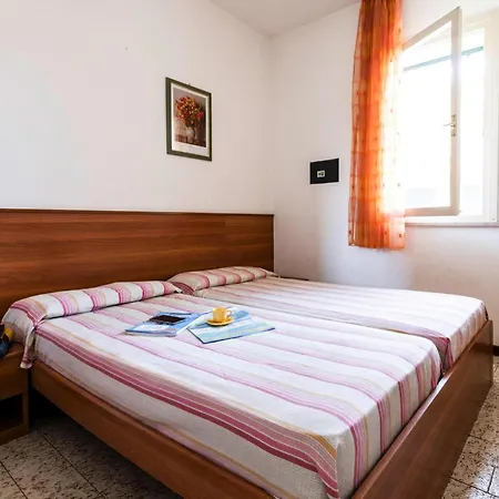 Michelangelo In Apartment Bibione